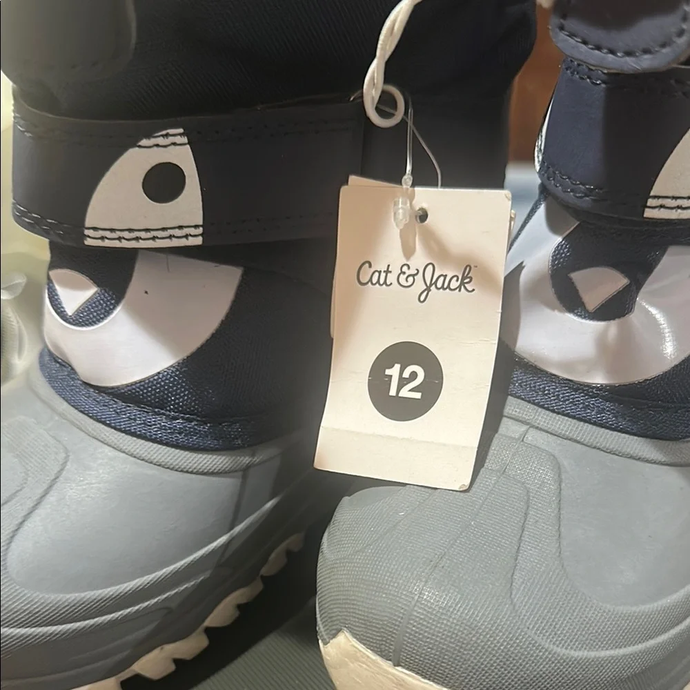 CAT&JACK TODDLER BERNARDO PENGUIN WINTER BOOTS SZ 12